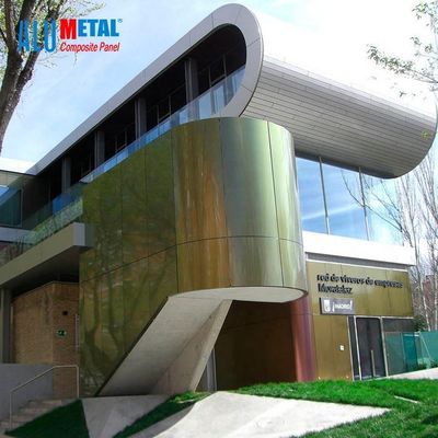 Nacreous 5000mm 3mm Aluminium Wall Panels คอมโพสิตหุ้มความต้านทานการสึกหรอ