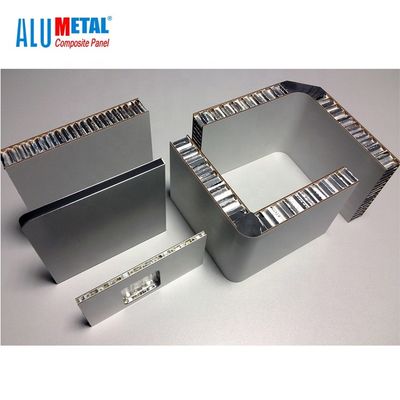 10mm 1250mm พลาสติกอลูมิเนียมแผ่นแผงรังผึ้งแผ่น LDPE Core