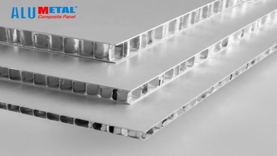 4 X 8 500mm 10000mm อลูมิเนียมแผงรังผึ้ง Marine 4mm Sandwich Panel SGS