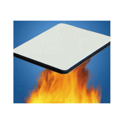 0.50mm B1 แผงประกอบอลูมิเนียมทนไฟทางสถาปัตยกรรม 3000mm PVDF Coating