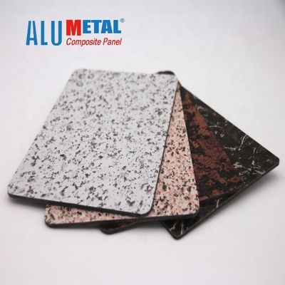 แผงประกอบอลูมิเนียมหินอ่อนขนาด 5000 มม. AA1100 8 มม. ลายไม้ Acp ภายนอกอาคาร