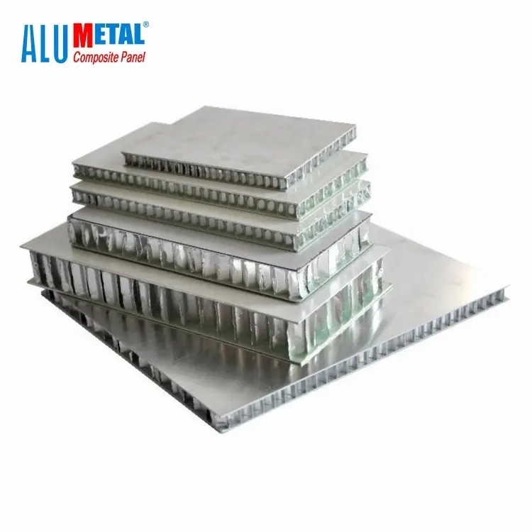 15mm 25mm 10mm PVDF แผงแซนวิชแกนรังผึ้งอลูมิเนียมสำหรับการบินและอวกาศ