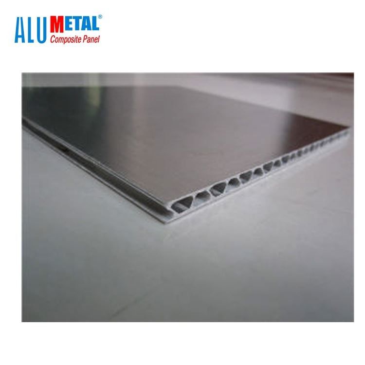 1500MM FEVE แผงอลูมิเนียมลูกฟูกภายใน ACP Sheet Gloss 5800mm